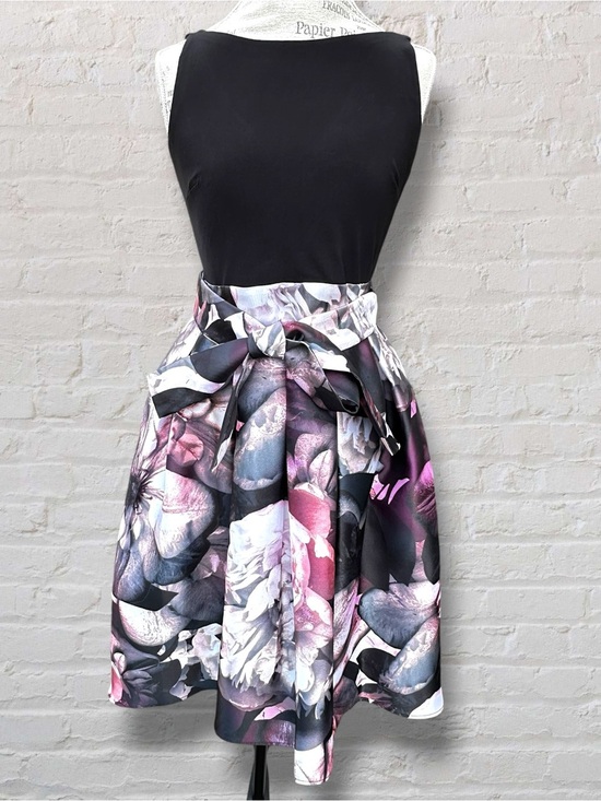 Bellissima Dresses & Skirts - Bellissima SLNY Black Floral High-Low Cocktail Dress Pass Through Tie Sz 6